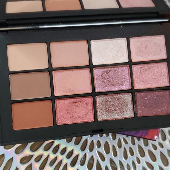 Nars Ignited Eyeshadow Palette - Picture 8 of 8